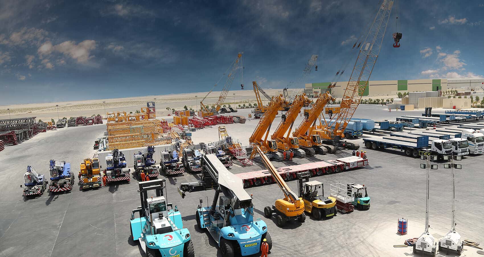 Cranes Rental &ndash; Liftmax Pro Equipment Rental L.L.C